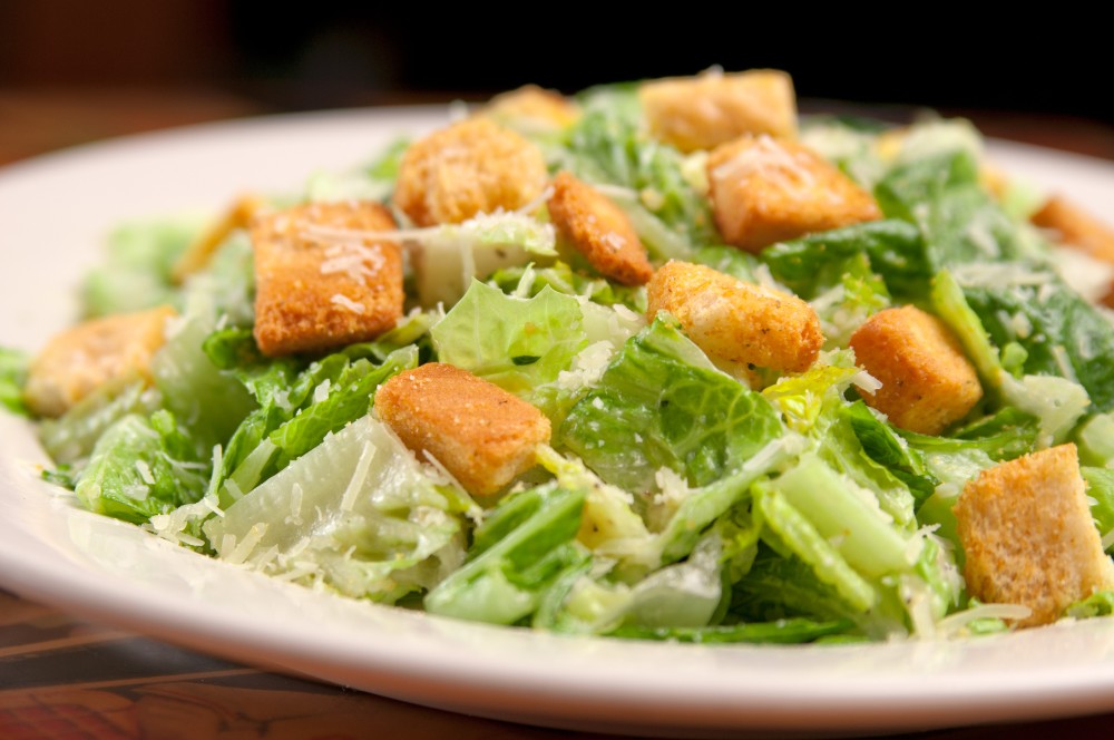 Salada Caesar 